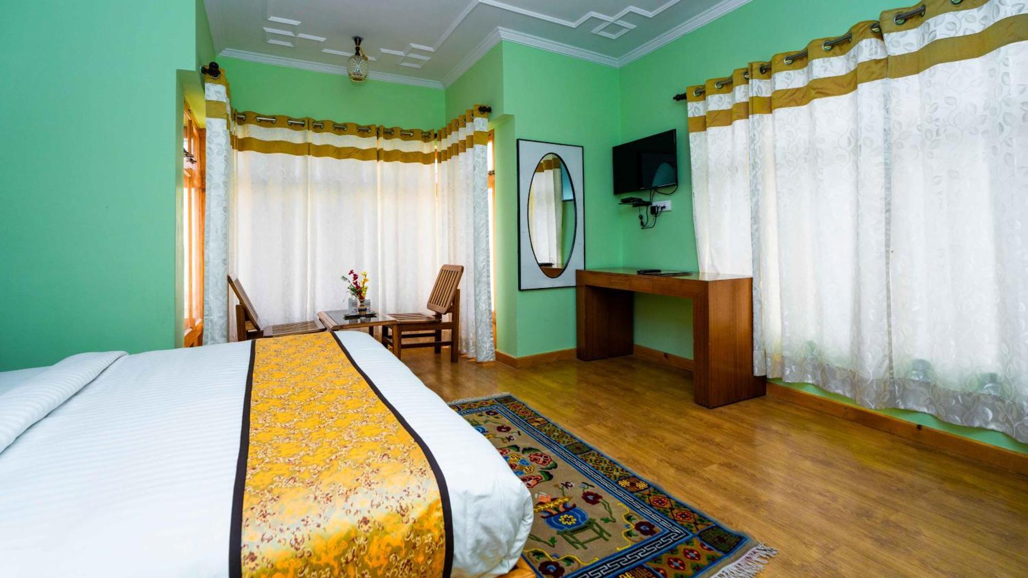 Hotel Om Ladakh Leh Buitenkant foto