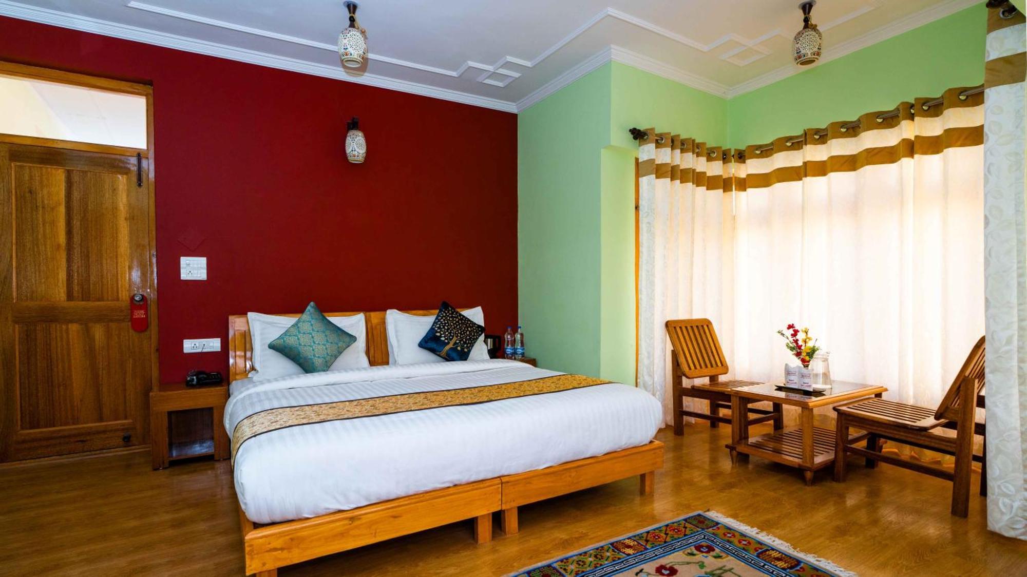 Hotel Om Ladakh Leh Buitenkant foto